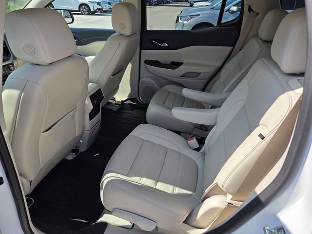 Used 2023 GMC Acadia Denali w/ Denali Technology Package FWD image 8