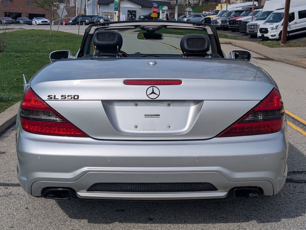 Used 2011 Mercedes-Benz SL 550 w/ Premium I Pkg image 11