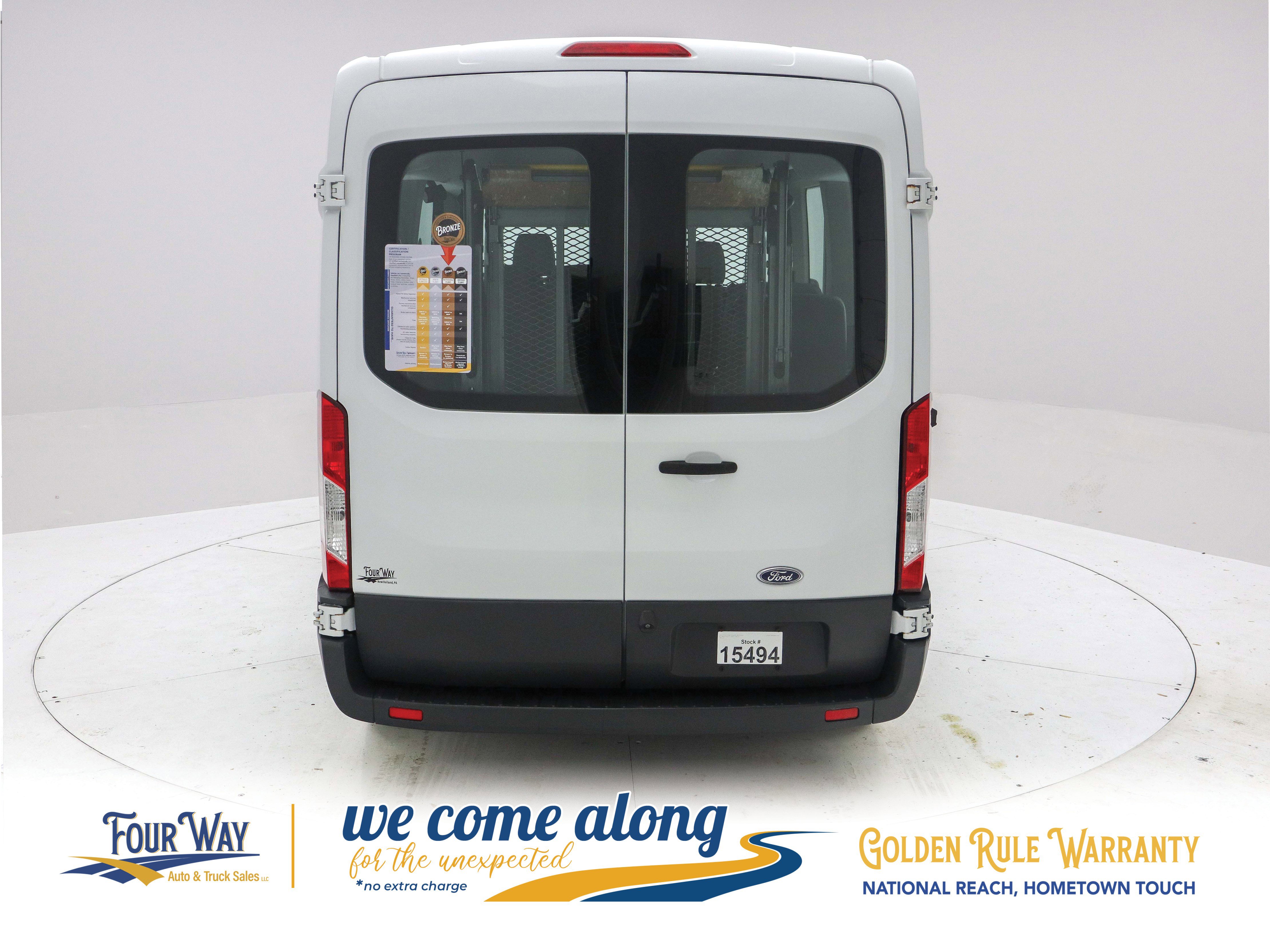 Used 2017 Ford Transit 150 XL RWD image 6