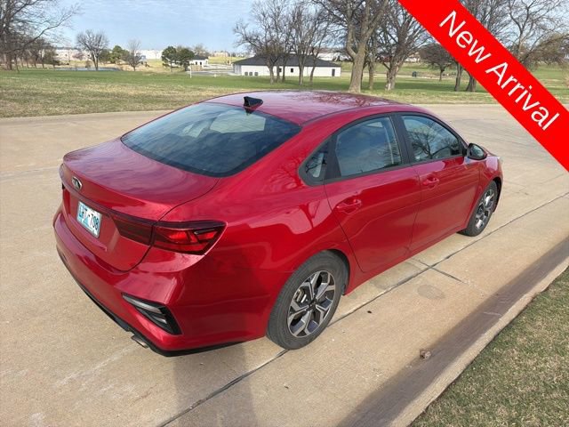 Used 2021 Kia Forte LXS image 3