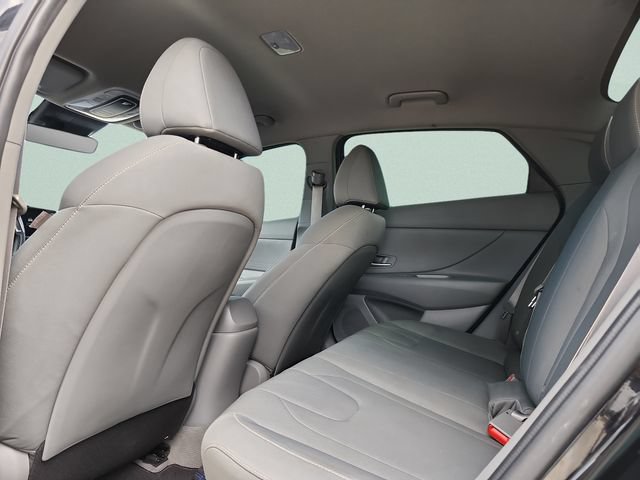 Used 2021 Hyundai Elantra SEL FWD image 16