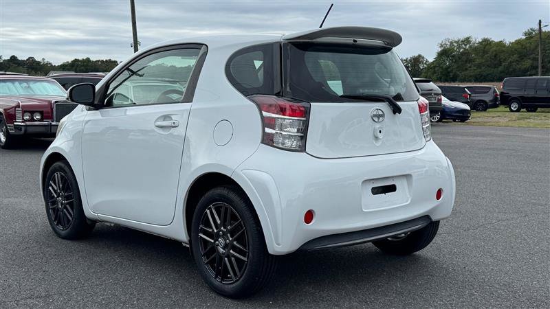 Used 2012 Scion iQ w/ Rear Speaker Pkg FWD image 9