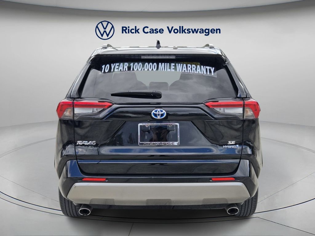 Used 2023 Toyota RAV4 SE w/ SE Grade Weather Package image 5