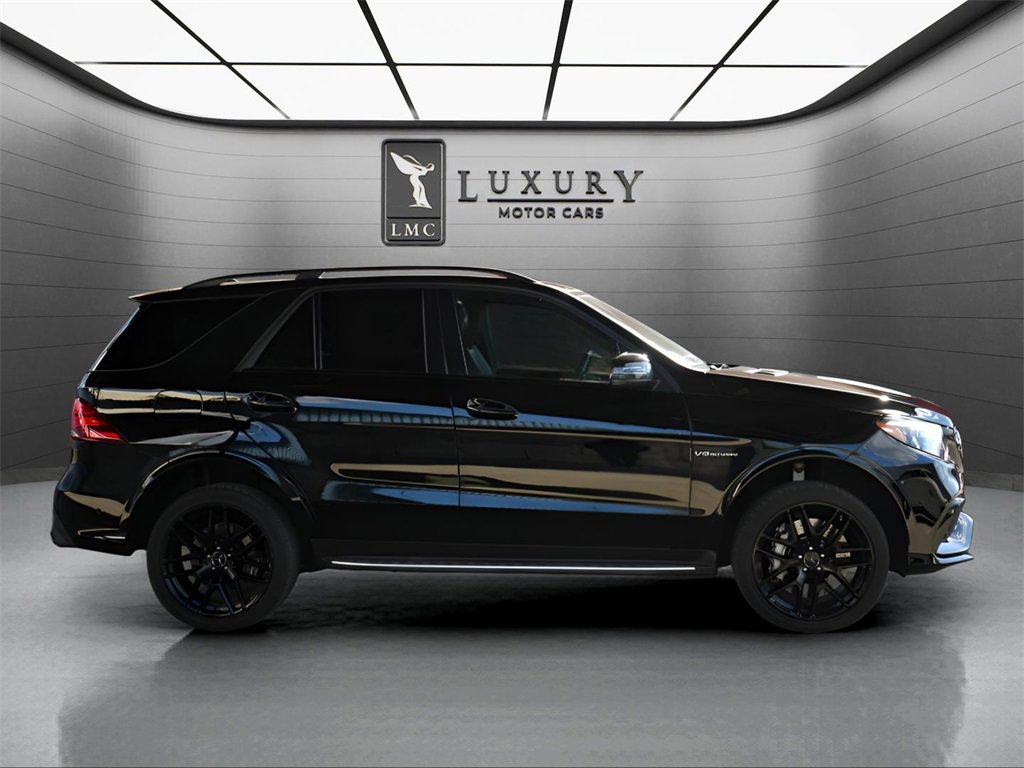 Used 2019 Mercedes-Benz GLE 63 AMG 4MATIC w/ Premium 3 Package image 2