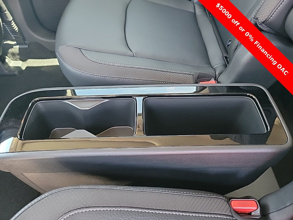 New 2025 Nissan Pathfinder SL w/ SL Premium Package image 36