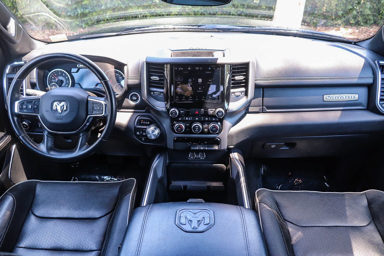 Used 2024 RAM 1500 Laramie AWD/4WD image 14