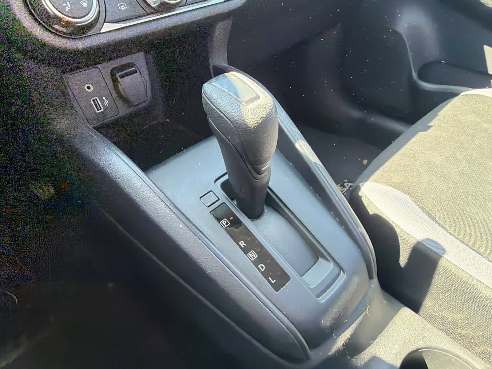 Used 2025 Nissan Versa S w/ S Plus Package image 29