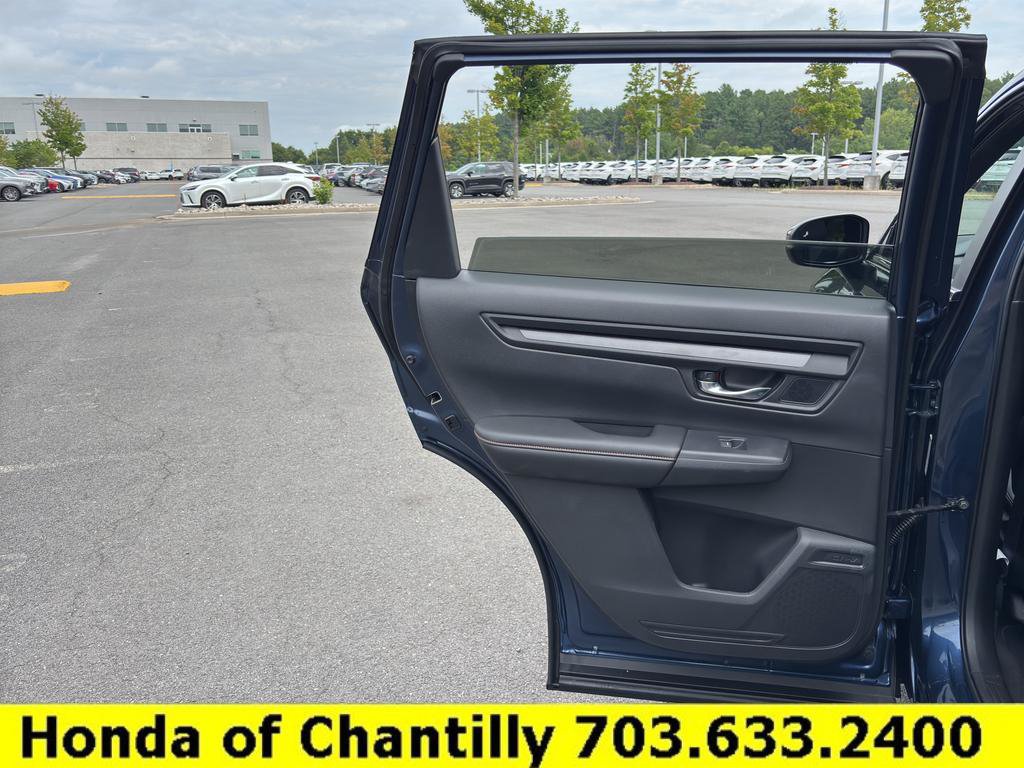 Used 2025 Honda CR-V Sport-L image 25