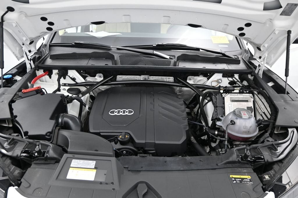 Used 2023 Audi Q5 2.0T Premium w/ Convenience Package AWD/4WD image 17
