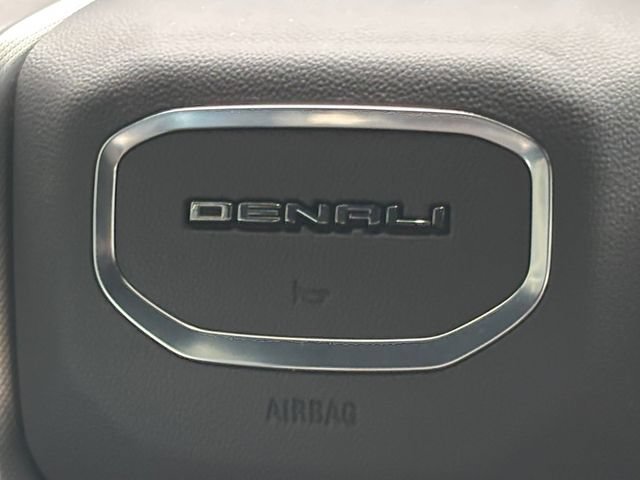 Used 2025 GMC Sierra 2500 Denali w/ Denali Reserve Package AWD/4WD image 13
