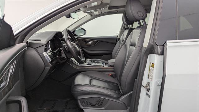 Used 2022 Audi Q8 Premium w/ Convenience Package image 14