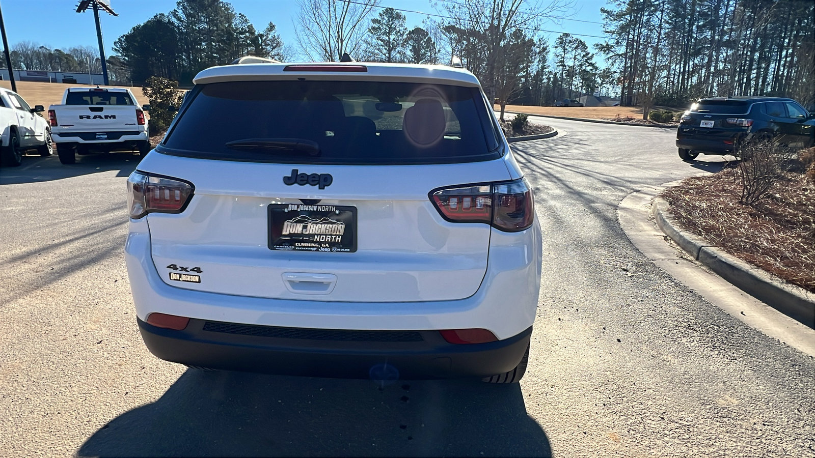 New 2026 Jeep Compass Latitude AWD/4WD image 9