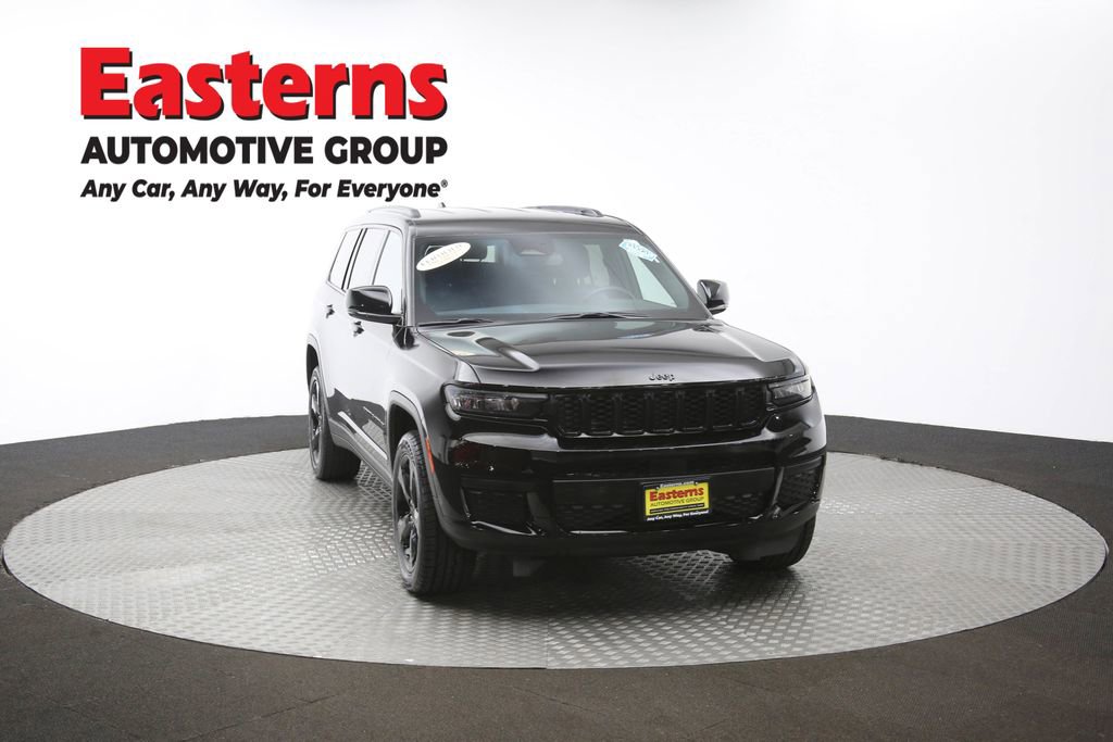 Used 2023 Jeep Grand Cherokee L Laredo image 54