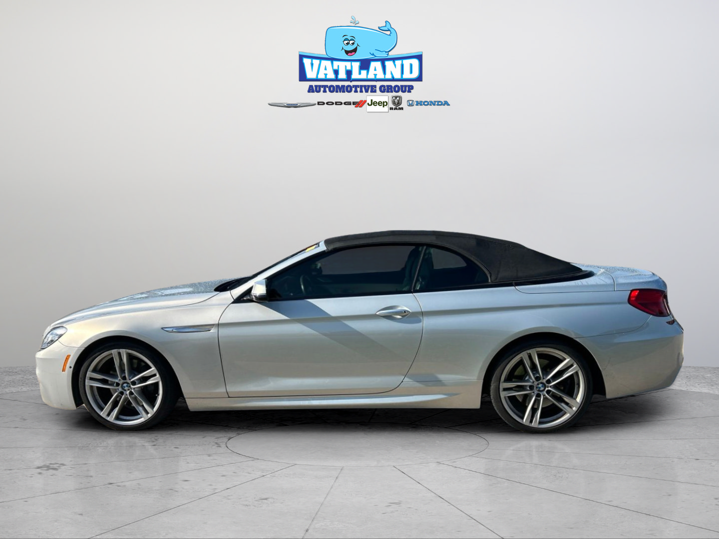 Used 2017 BMW 640i Convertible RWD image 3