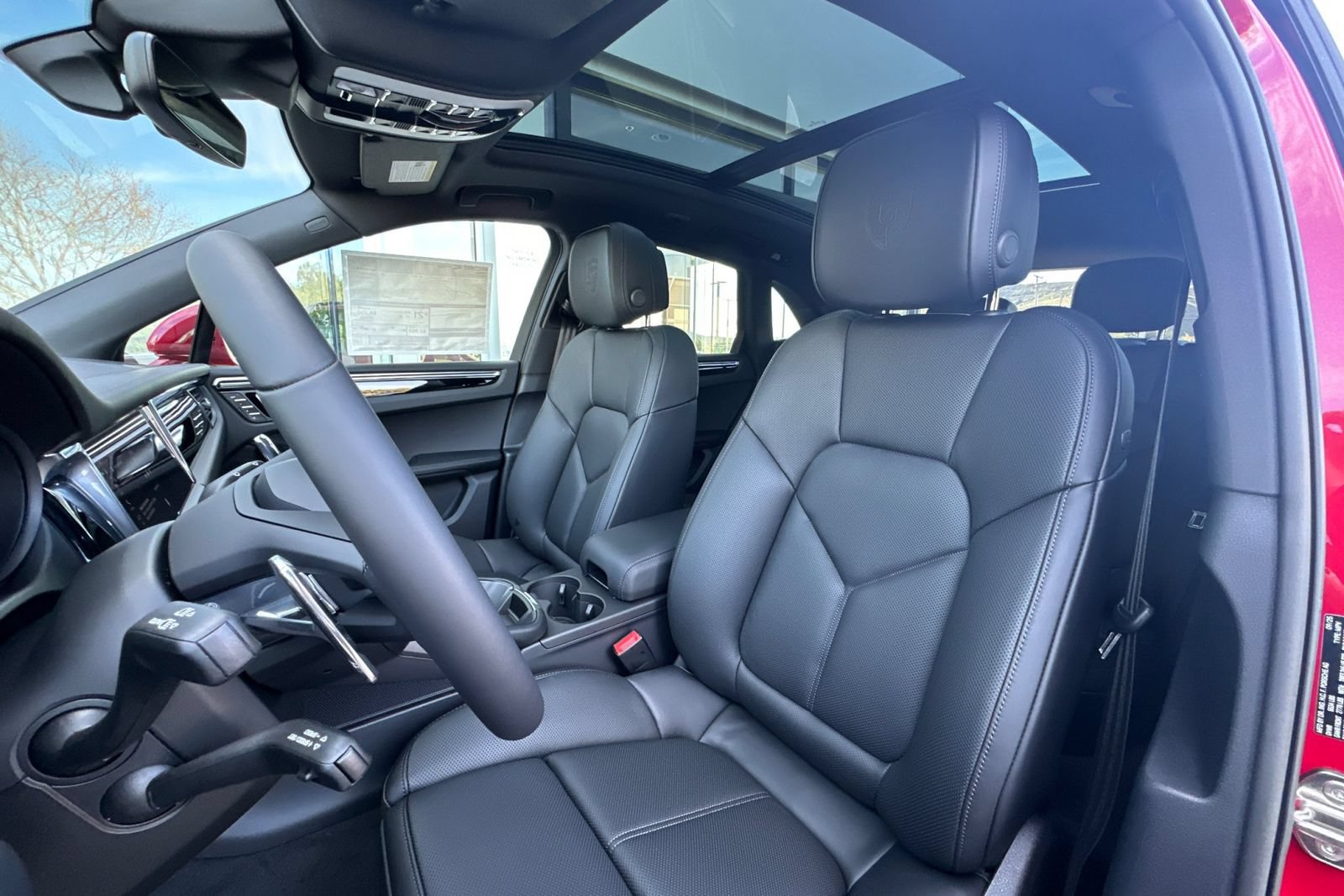 New 2026 Porsche Macan AWD/4WD image 5