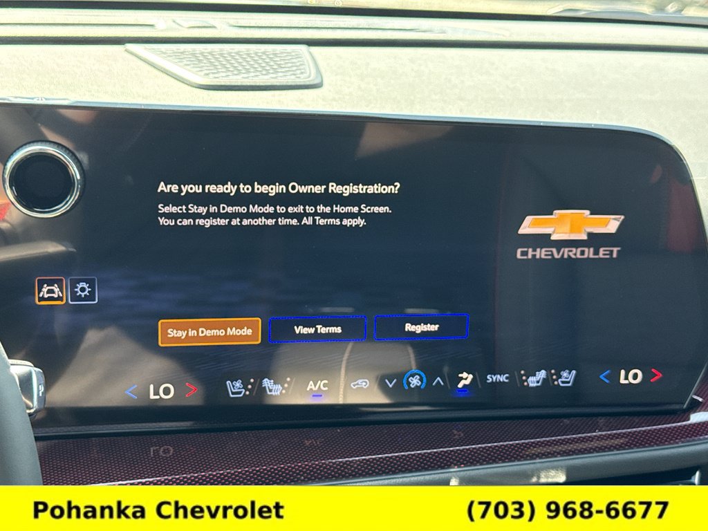 New 2027 Chevrolet Traverse RS w/ LPO, Floor Liner Package AWD/4WD image 14