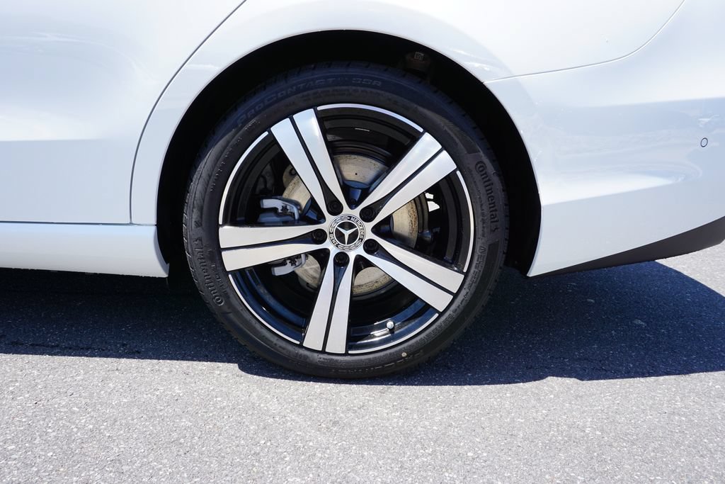 Certified 2025 Mercedes-Benz C 300 Sedan image 16