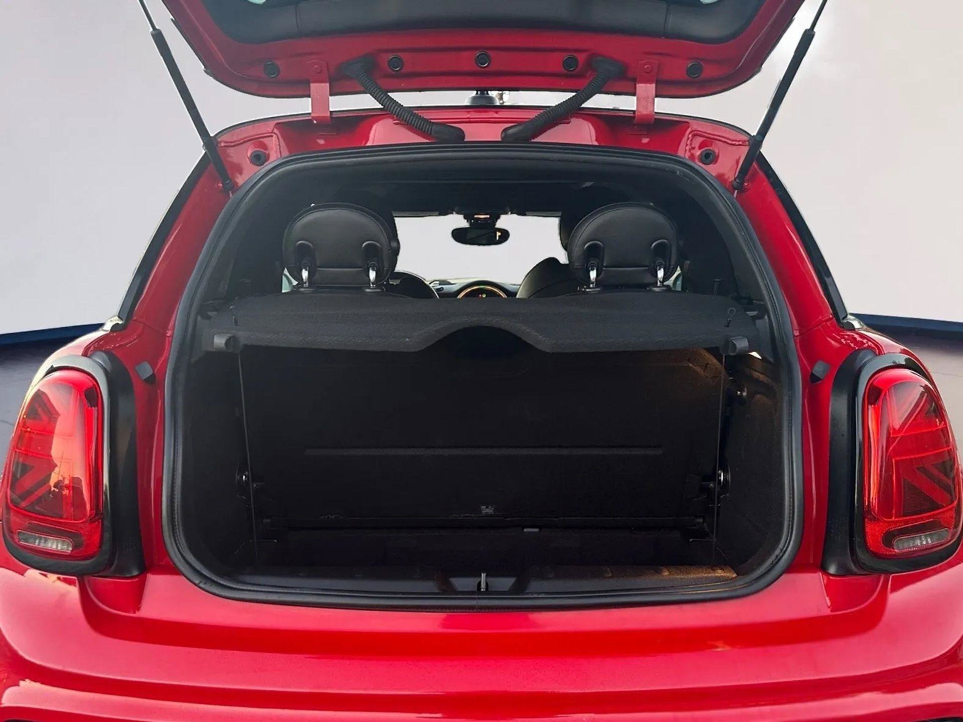 Used 2019 MINI Cooper John Cooper Works FWD image 18