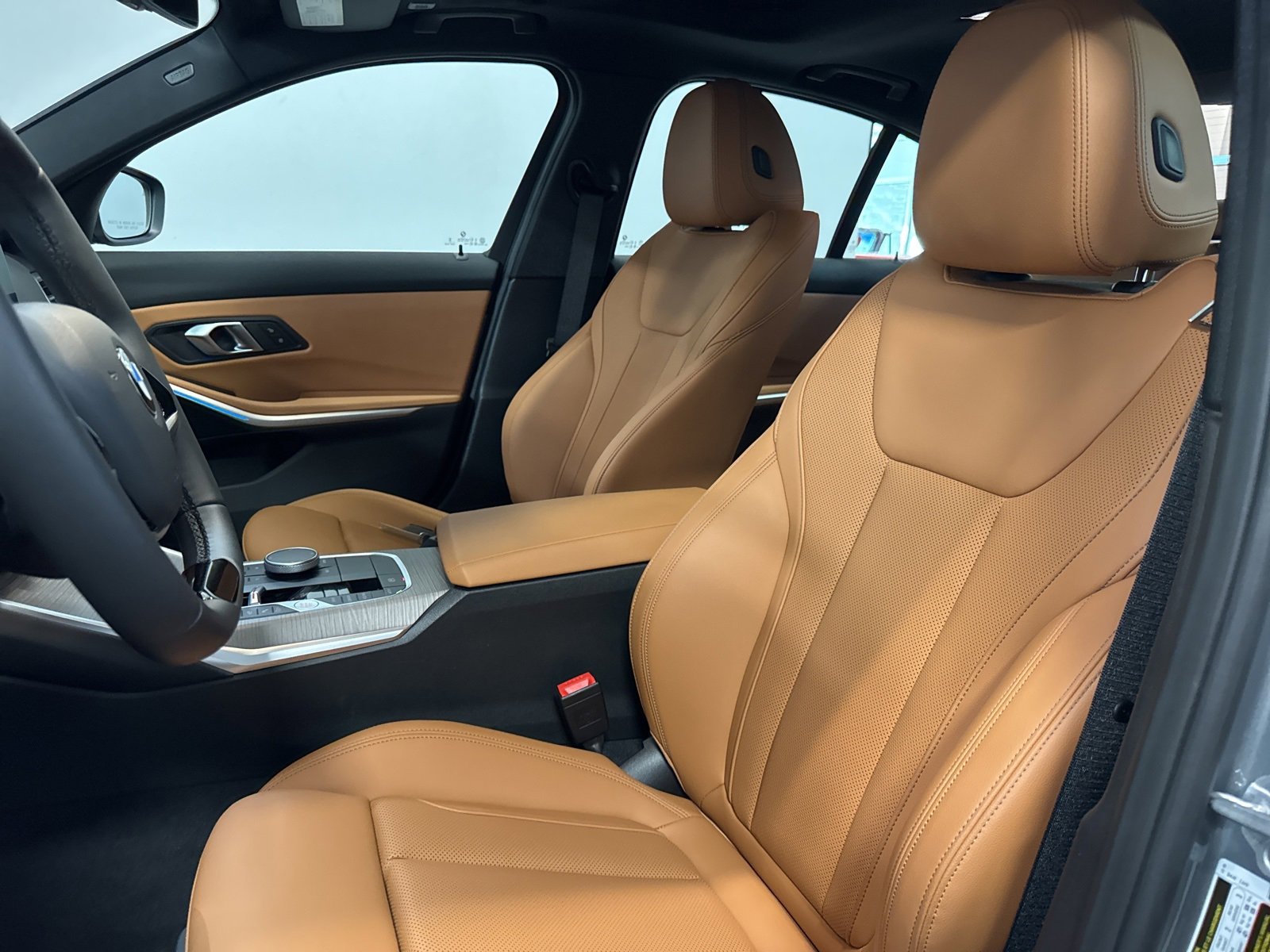 Used 2025 BMW 330i xDrive Sedan image 5