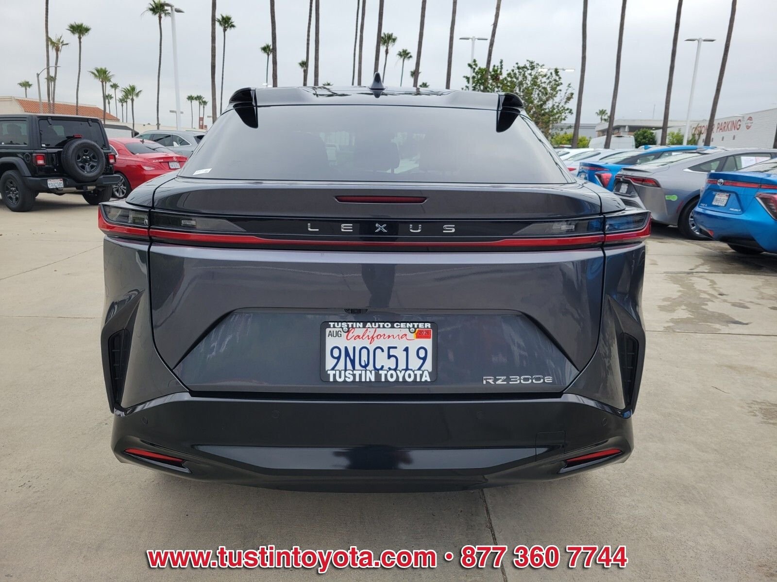Used 2024 Lexus RZ 300e Premium w/ Accessory Package (2T) FWD image 5