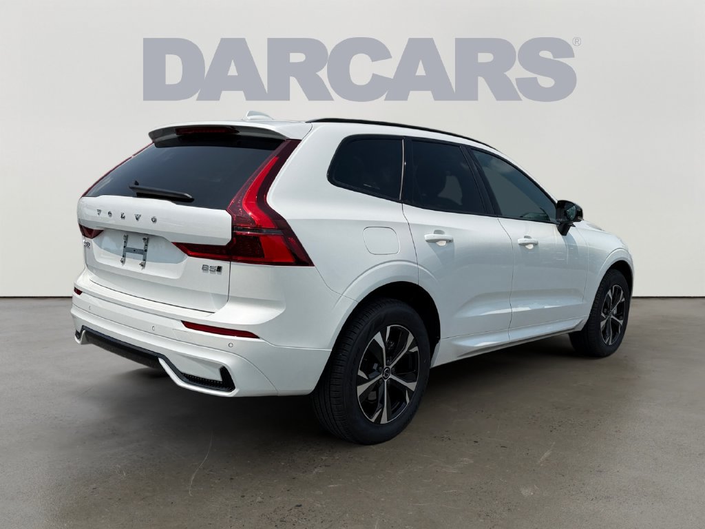 Certified 2026 Volvo XC60 B5 Core w/ Climate Package AWD/4WD image 6