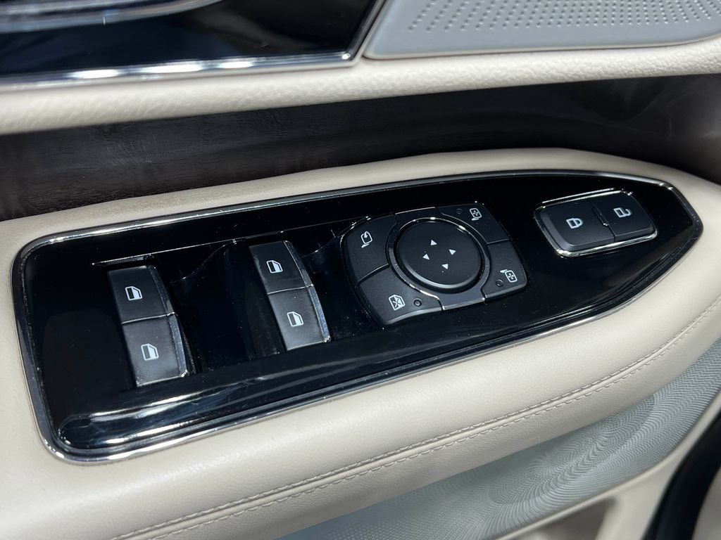 Used 2020 Lincoln Navigator Reserve w/ Luxury Package AWD/4WD image 18