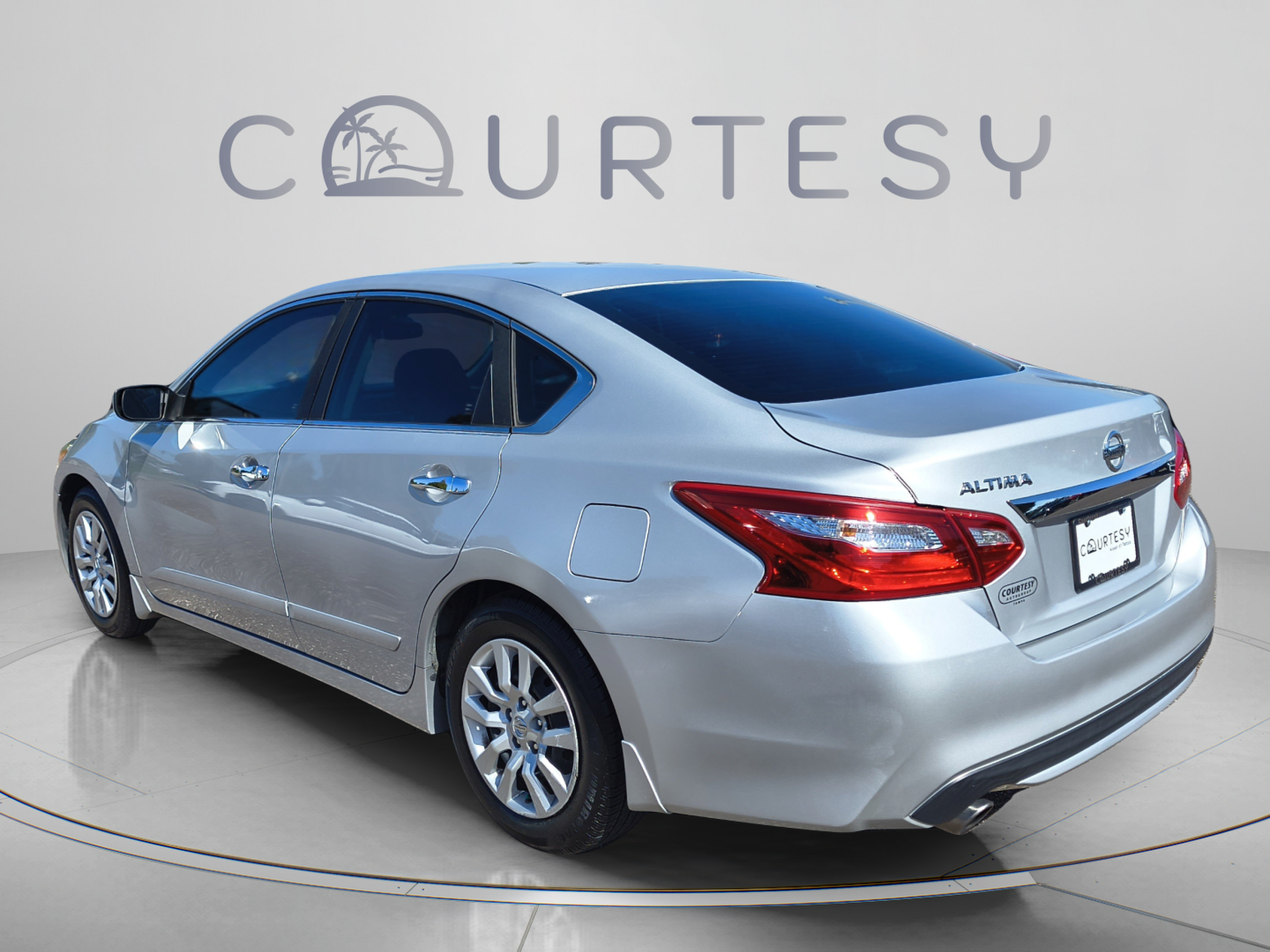 Used 2016 Nissan Altima 2.5 S w/ Power Driver Seat Package FWD image 5