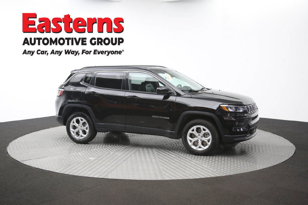 Used 2024 Jeep Compass Latitude AWD/4WD image 48