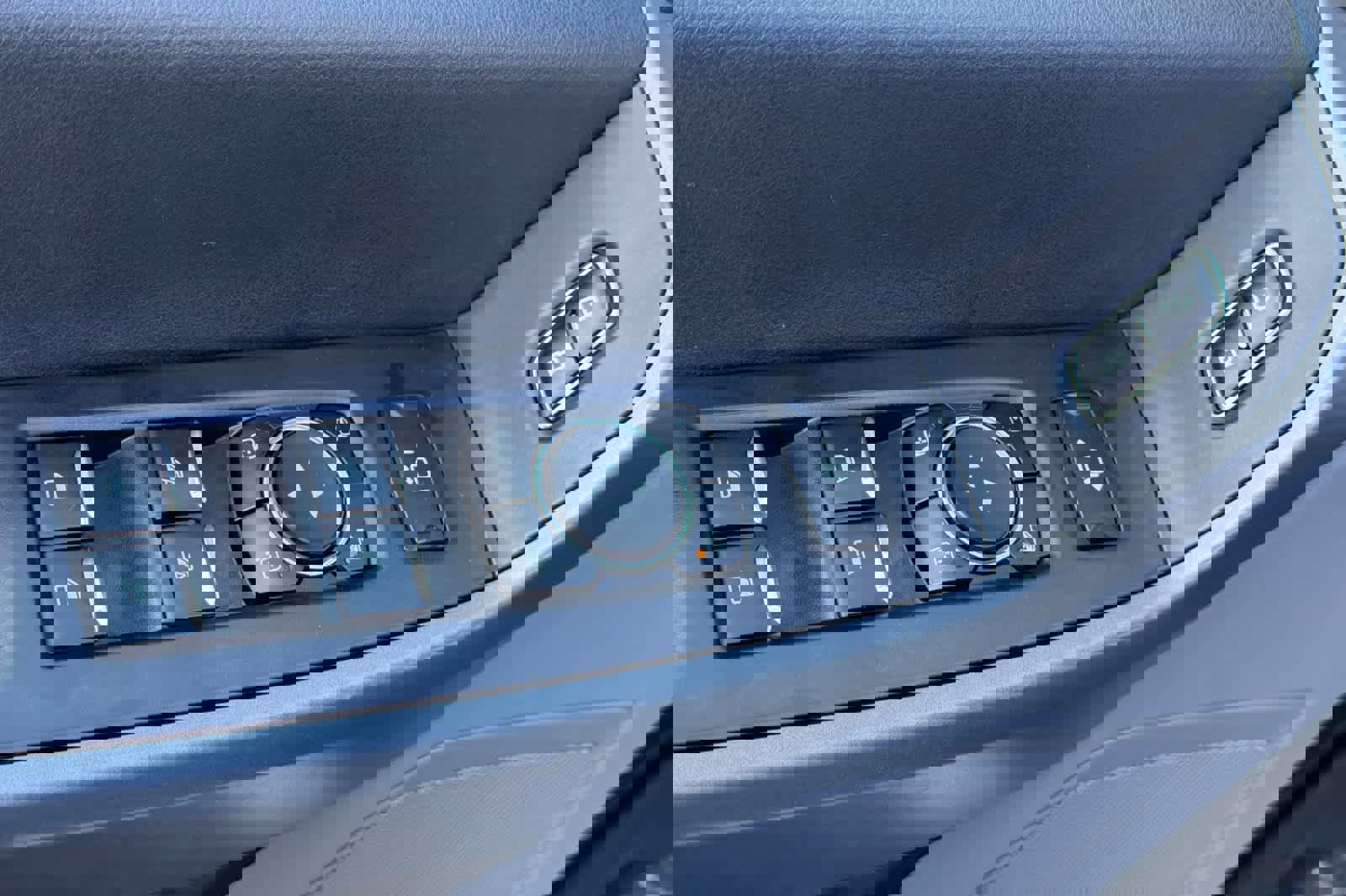 Used 2023 Ford F350 XLT w/ FX4 Off-Road Package image 13