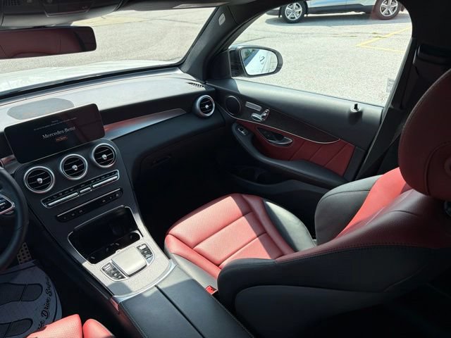 Used 2022 Mercedes-Benz GLC 300 4MATIC image 20