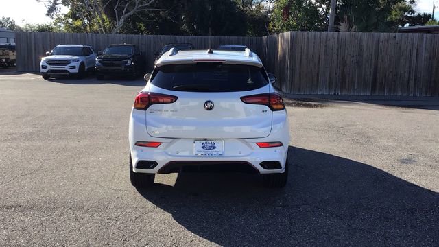 Used 2020 Buick Encore GX Essence w/ Experience Buick Package image 6