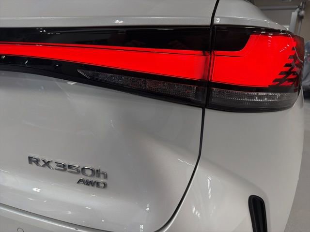 Used 2023 Lexus RX 350h w/ Cold Area Package image 35