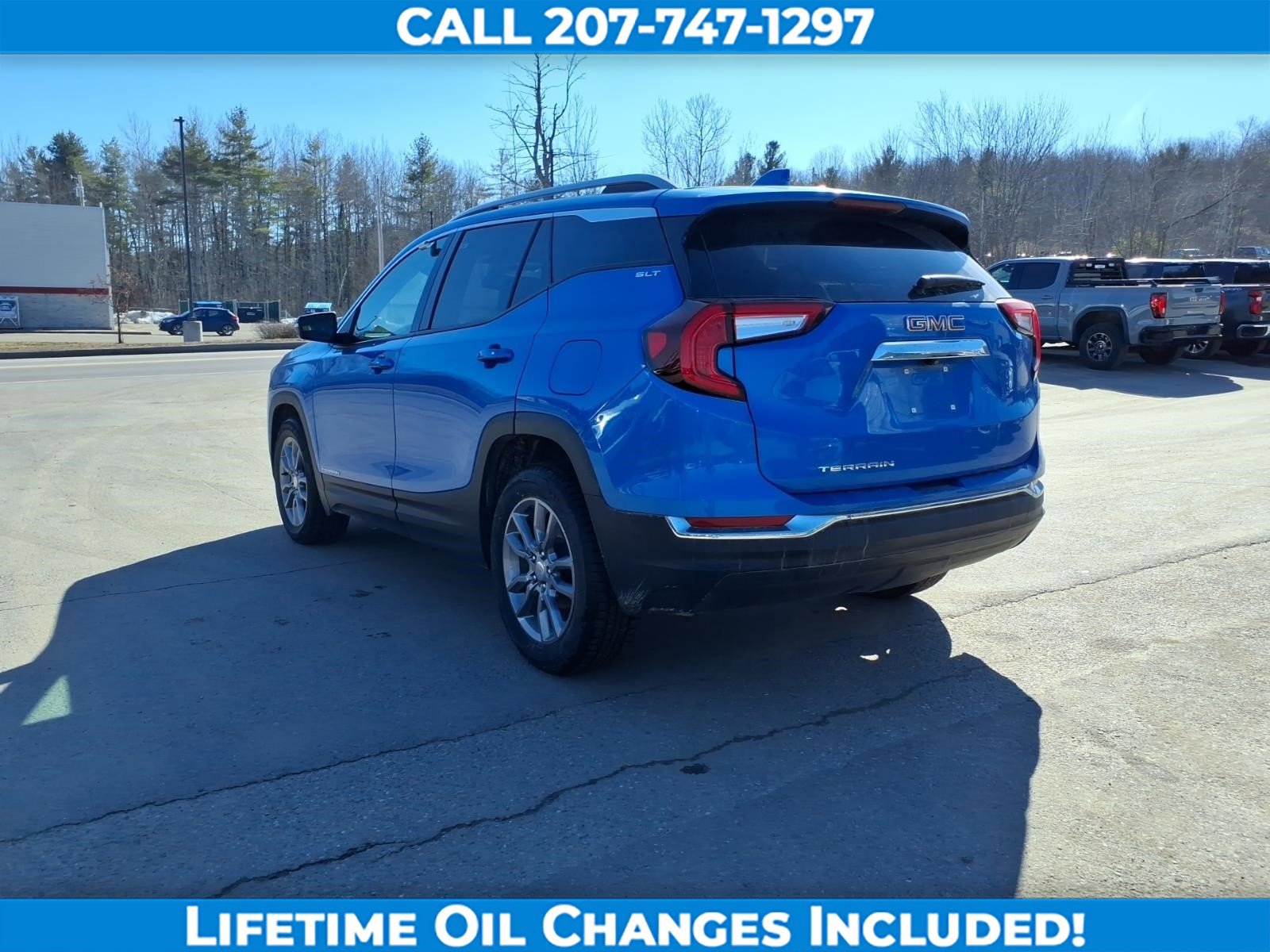 Used 2024 GMC Terrain SLT image 7