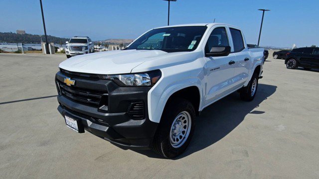 Used 2025 Chevrolet Colorado W/T RWD image 4