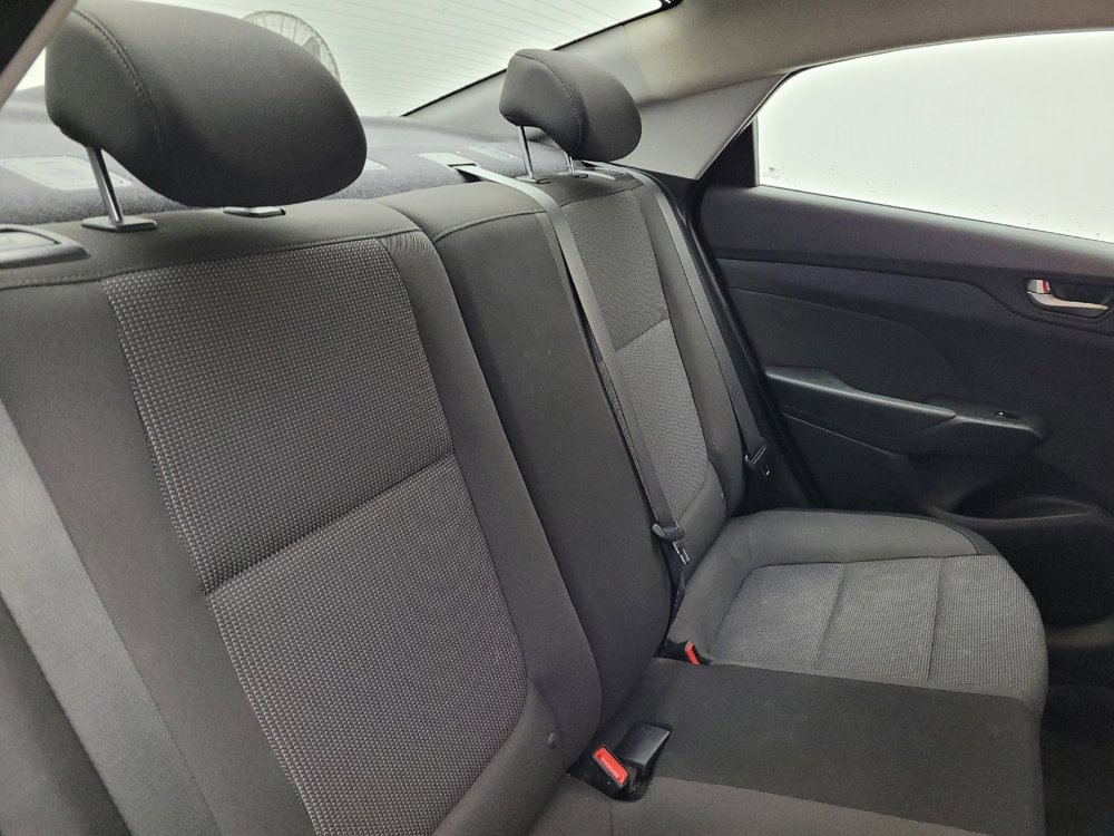 Used 2021 Hyundai Accent SE image 19