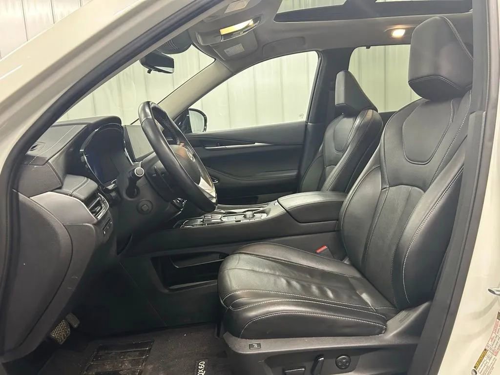 Used 2024 INFINITI QX60 Sensory image 10