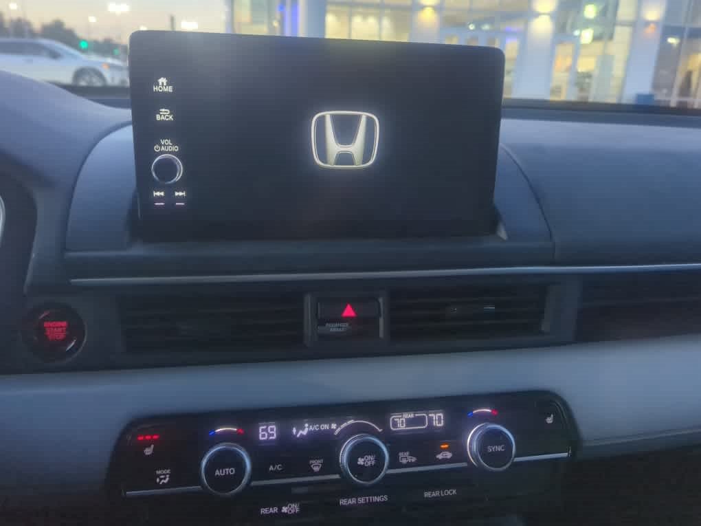 Used 2023 Honda Pilot EX-L image 8