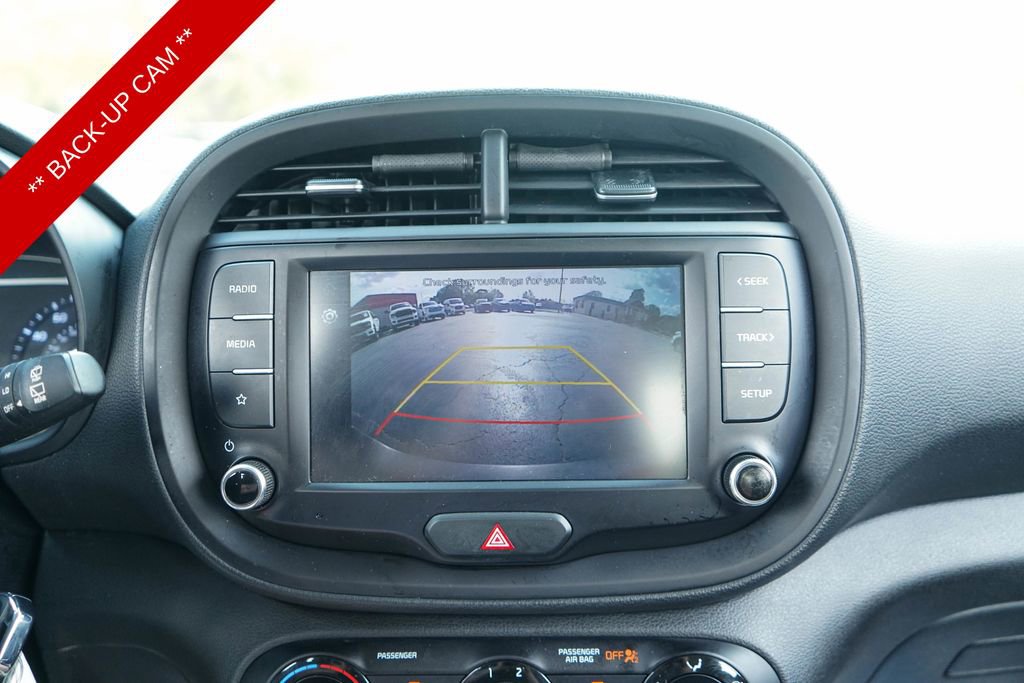 Used 2022 Kia Soul LX w/ Technology Package image 18