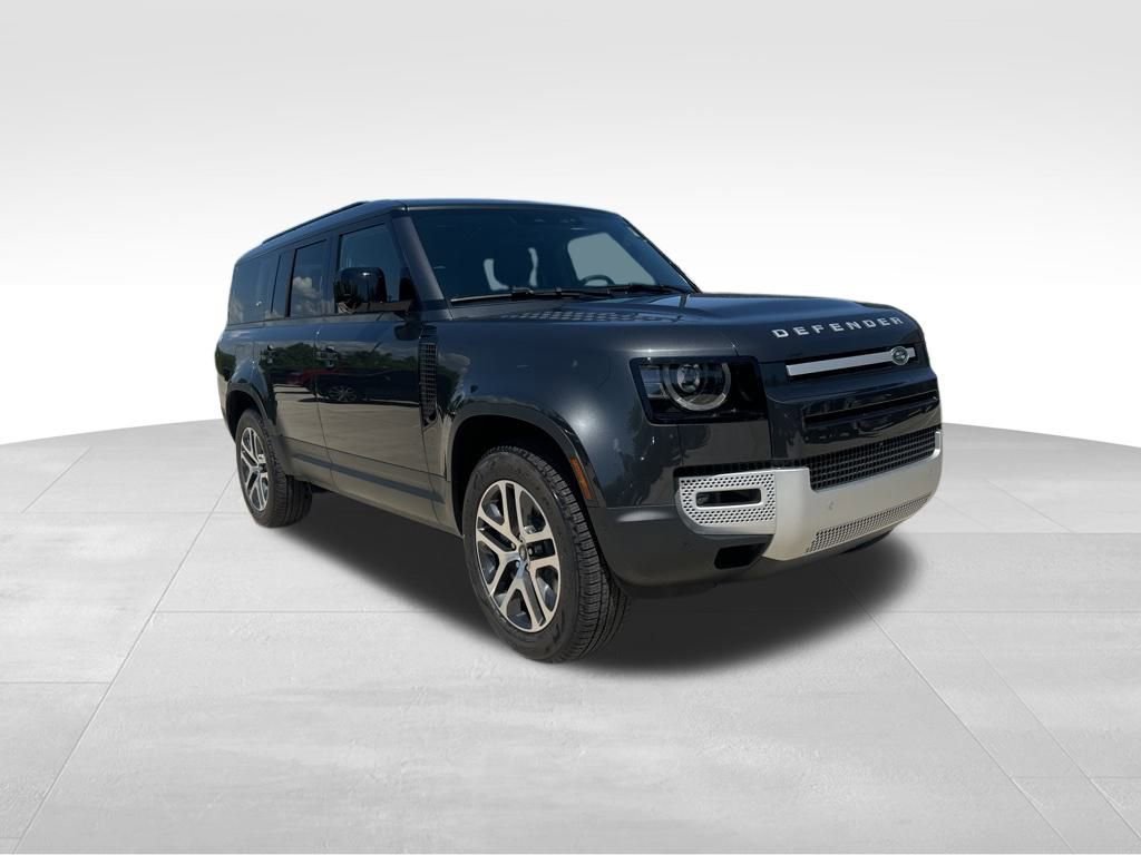 New 2024 Land Rover Defender 130 S image 3
