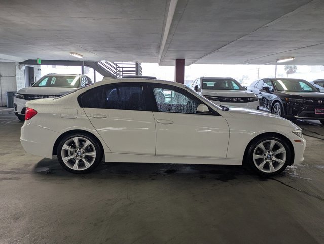 Used 2015 BMW 320i Sedan image 4
