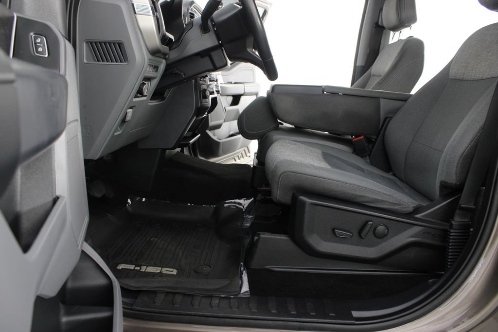 Used 2021 Ford F150 XLT w/ Equipment Group 302A High AWD/4WD image 15