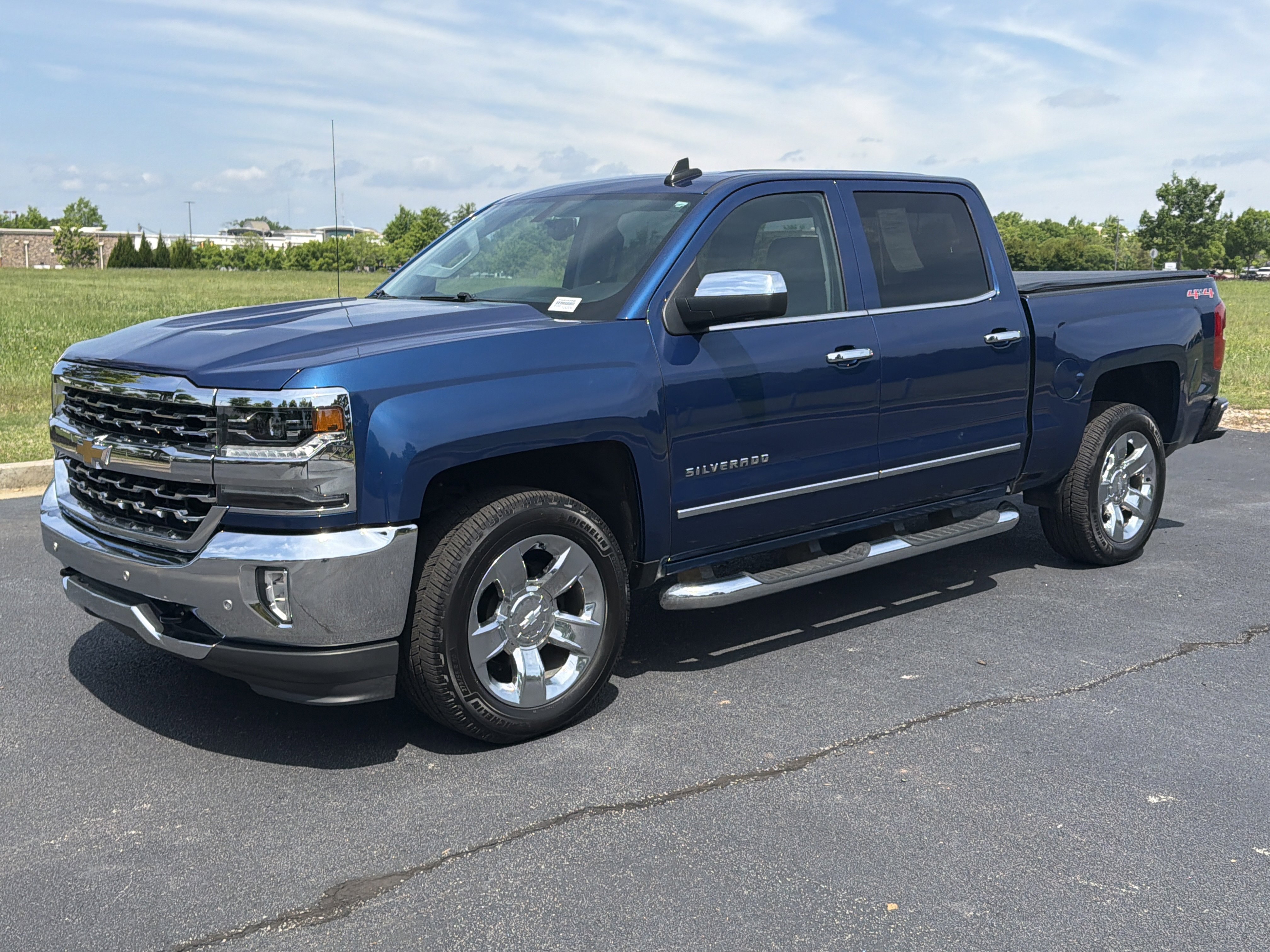 Used 2017 Chevrolet Silverado 1500 LTZ w/ Sport Package AWD/4WD image 5