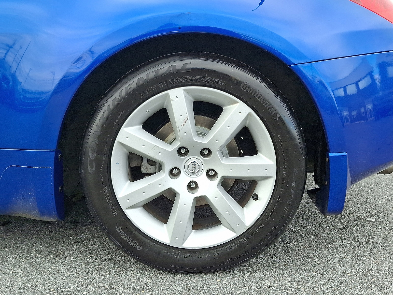 Used 2004 Nissan 350Z Touring w/ Cargo Convenience Pkg image 12