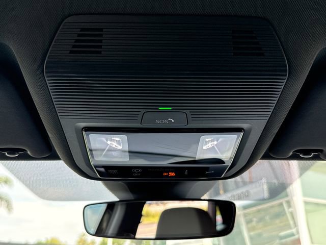 Certified 2022 Volkswagen ID.4 Pro image 32