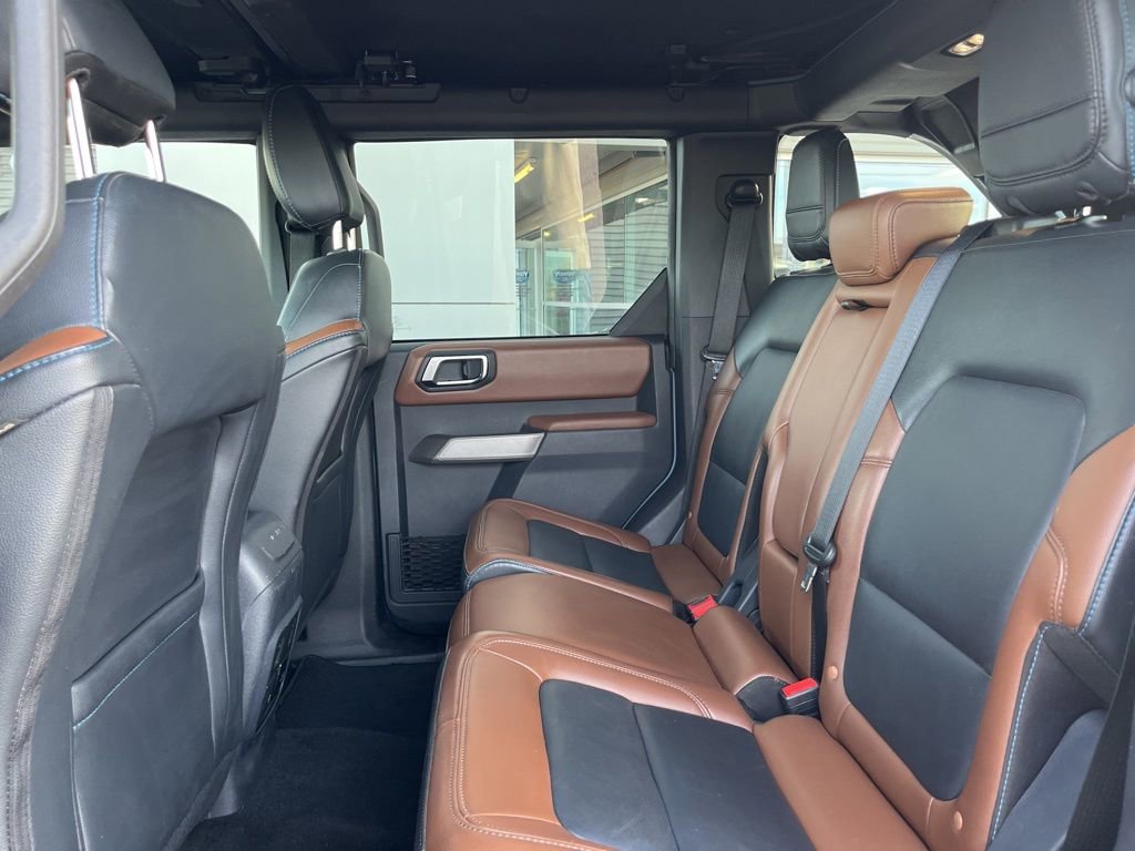Used 2023 Ford Bronco Outer Banks image 25