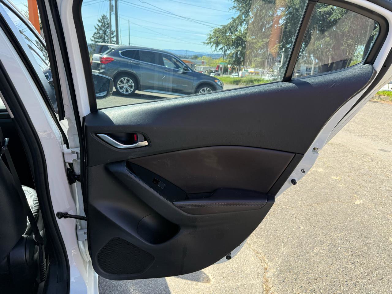 Used 2017 MAZDA MAZDA3 Grand Touring FWD image 21