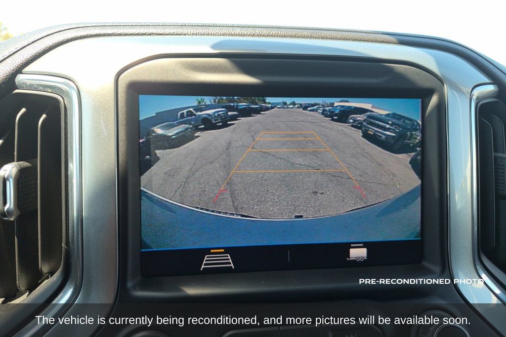 Used 2022 Chevrolet Silverado 1500 LT RWD image 17