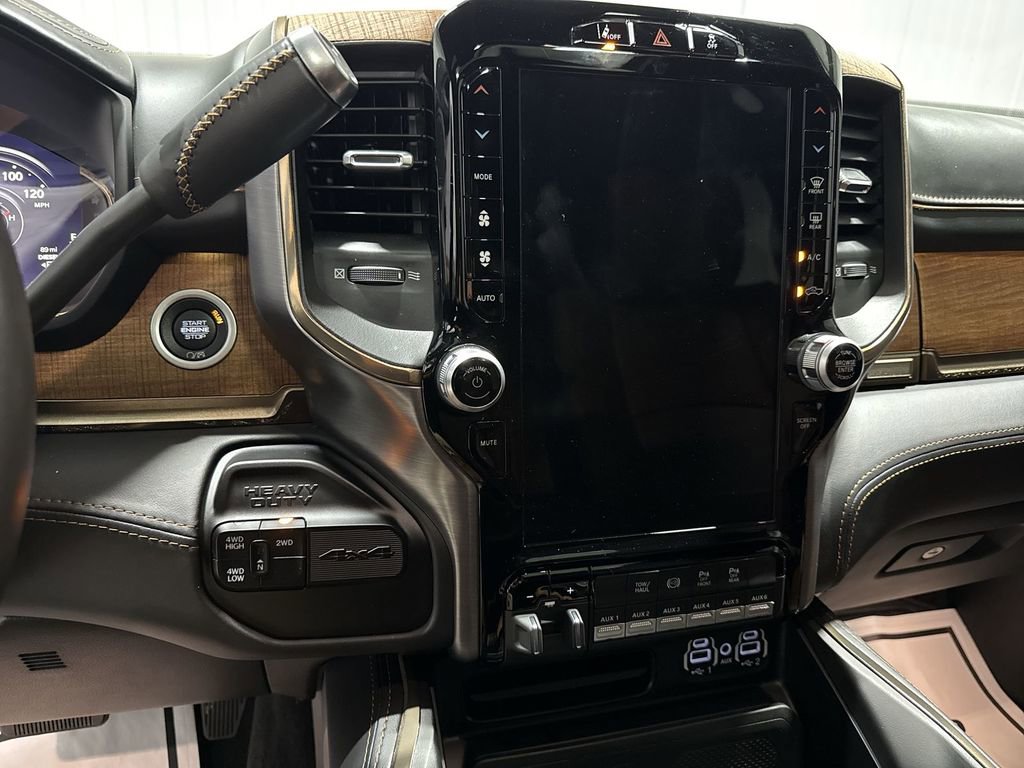 Used 2023 RAM 2500 Limited image 17