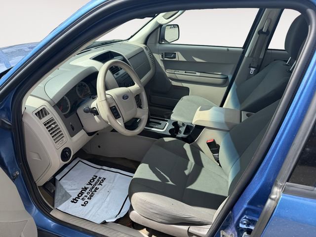 Used 2009 Ford Escape XLS AWD/4WD image 9