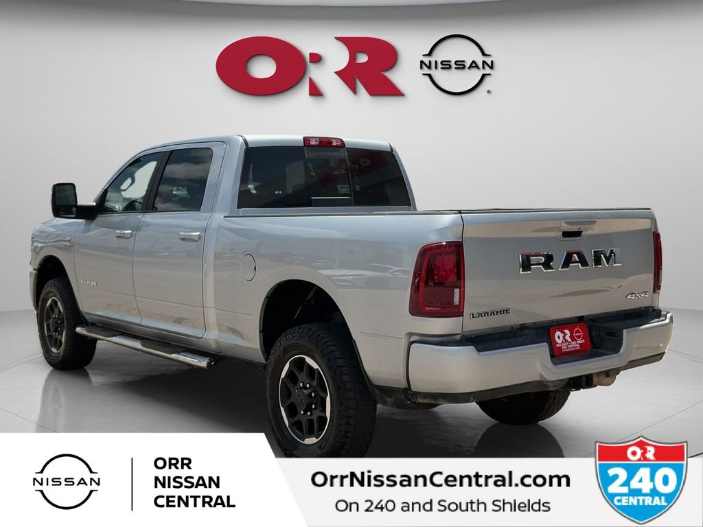 Used 2026 RAM 2500 Laramie AWD/4WD image 7